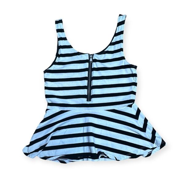 EXPRESS Women’s Black White Striped Sleeveless Peplum Tank Top Size Small - Picture 4 of 7